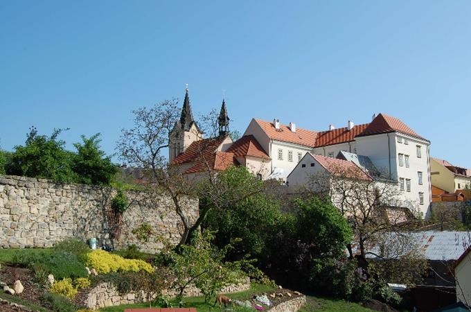 Czech Castles Scooter Tour for 1 day. The North Way.  (audio guide)