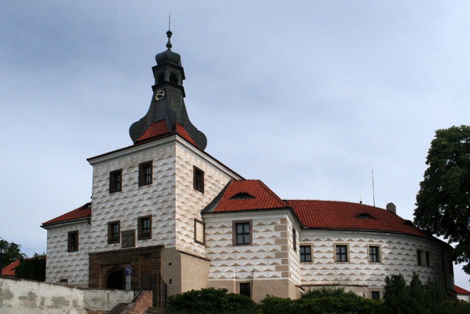 Kostelec nad Černými Lesy 的城堡