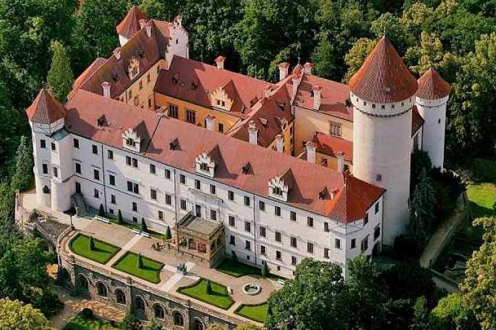 Czech Castles Scooter Tour for 1 day. The East Way. (audio guide)