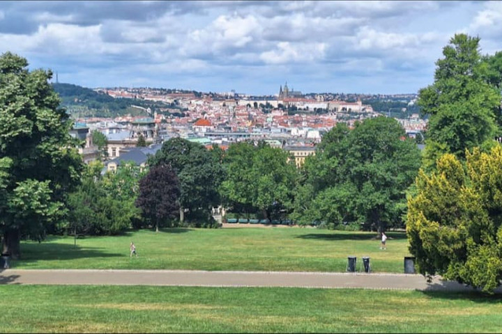 Big scooter tour of Prague, for two (audio guide)