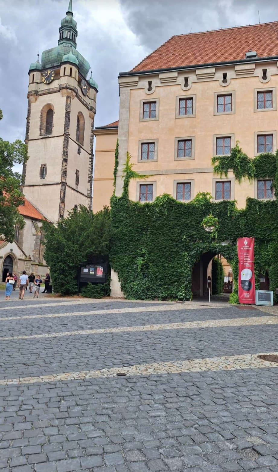 Czech Castles Scooter Tour for 1 day. The North Way.  (audio guide)